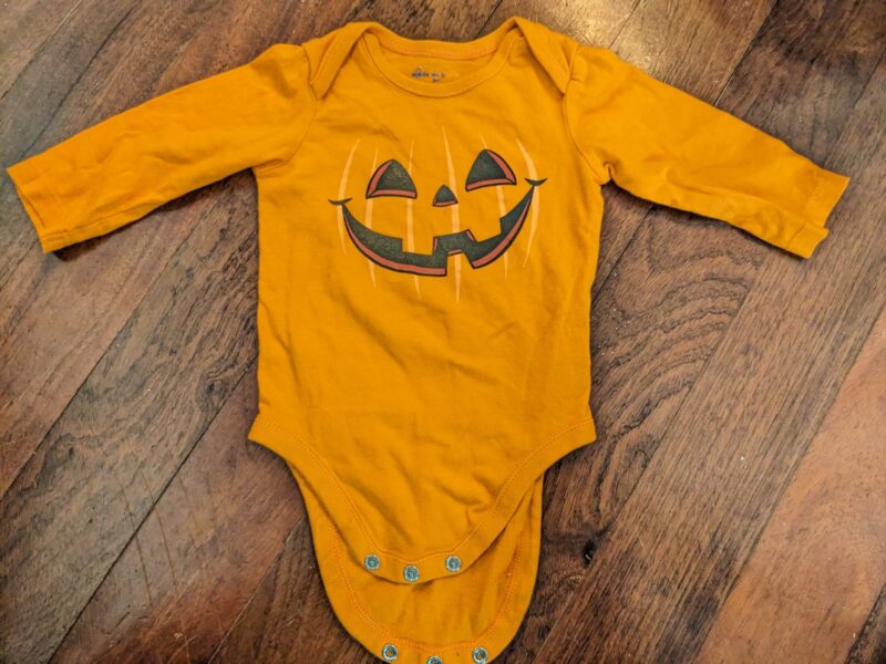 Long sleeves onesie