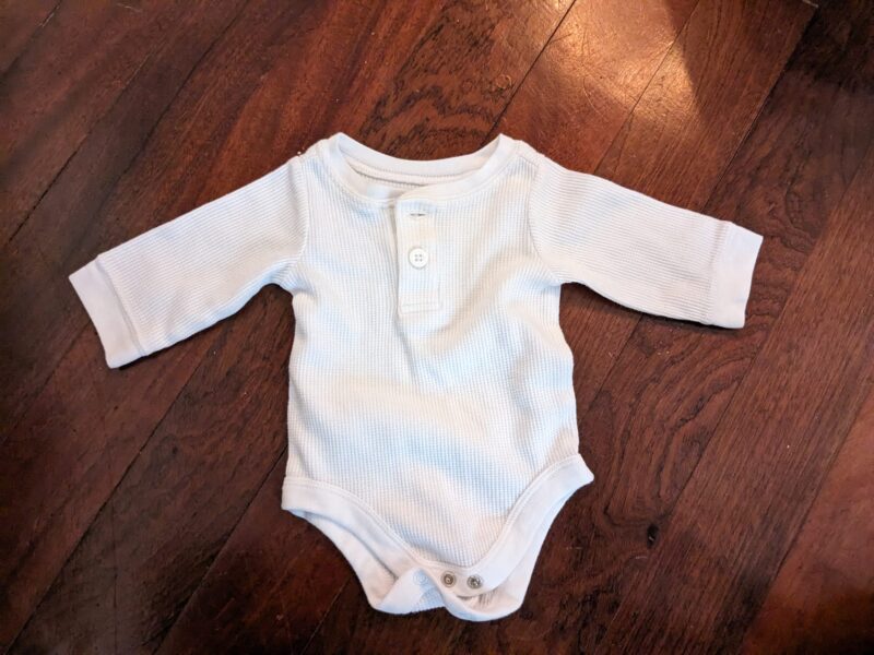 White Long sleeves onesie