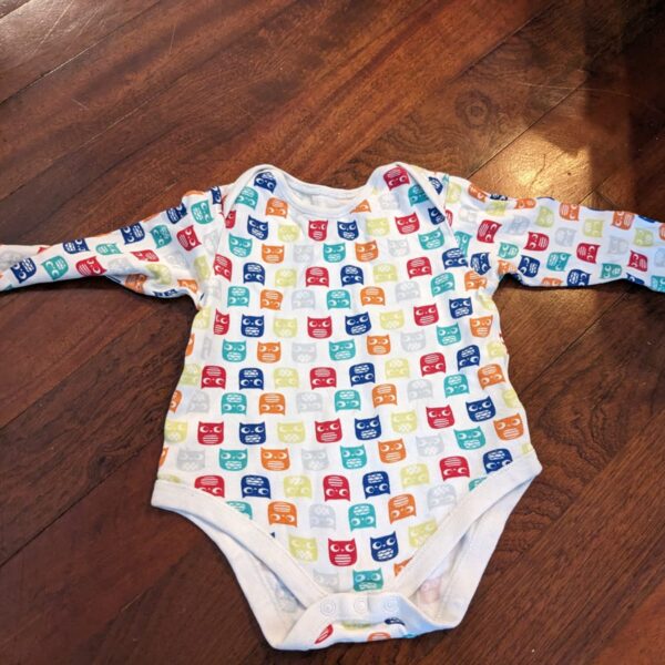 Long sleeves onesie