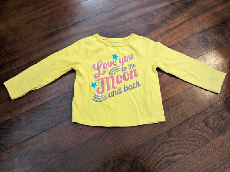 Yellow long sleeves t-shirt
