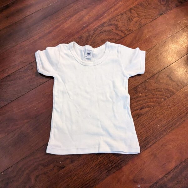 White t-shirt