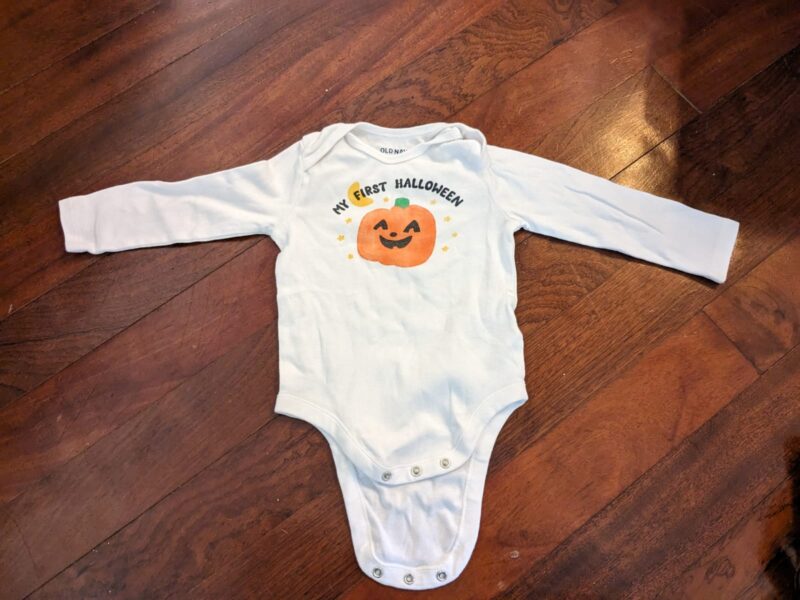 Long sleeves onesie