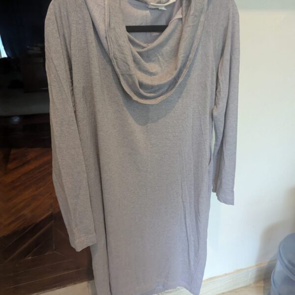 Bryn Walker - Grey maternity sweater tunic with loosenneck